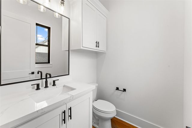515 E 4th Street, Houston, TX 77007