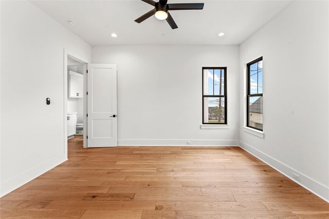 515 E 4th Street, Houston, TX 77007