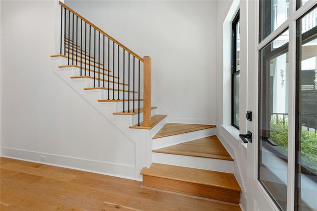 515 E 4th Street, Houston, TX 77007