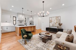 515 E 4th Street, Houston, TX 77007