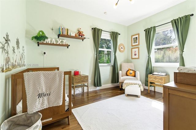 640 NE 115th St, Biscayne Park, FL 33161