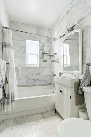 640 NE 115th St, Biscayne Park, FL 33161