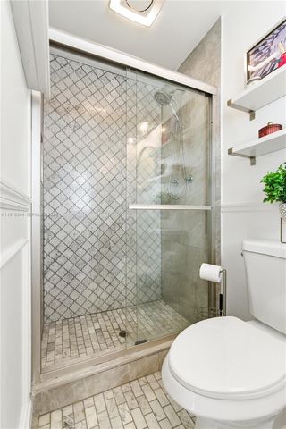 640 NE 115th St, Biscayne Park, FL 33161