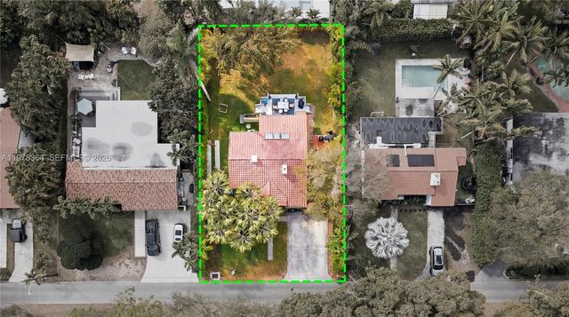 640 NE 115th St, Biscayne Park, FL 33161