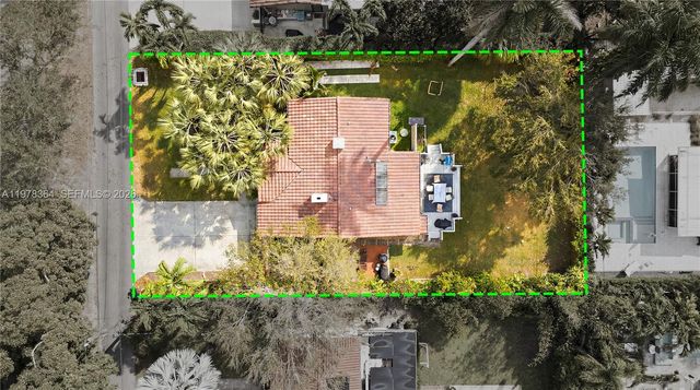 640 NE 115th St, Biscayne Park, FL 33161