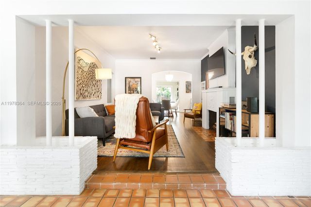 640 NE 115th St, Biscayne Park, FL 33161