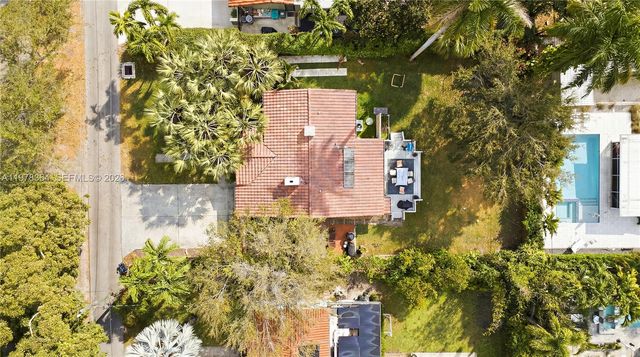 640 NE 115th St, Biscayne Park, FL 33161