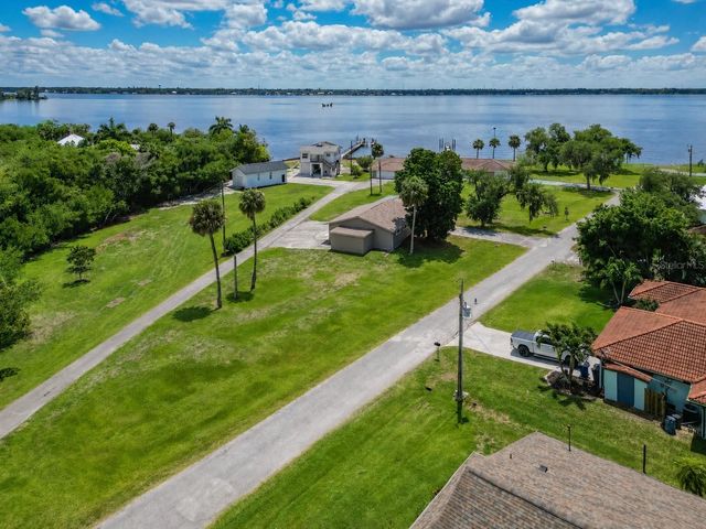 1808 STEVENSON ROAD, North Fort Myers, FL 33917