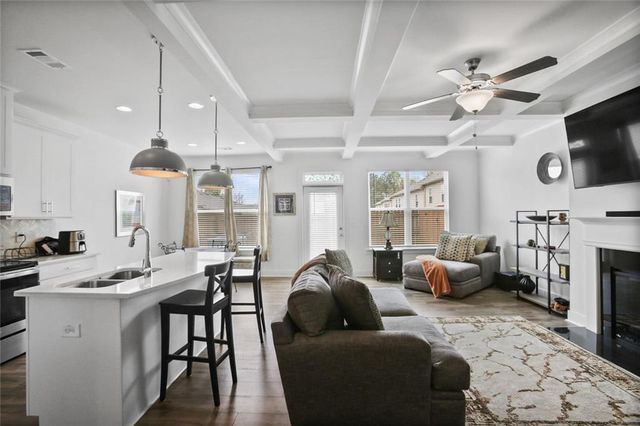 7637 Avalon Boulevard, Fairburn, GA 30213