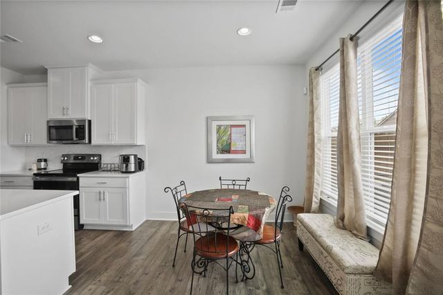 7637 Avalon Boulevard, Fairburn, GA 30213