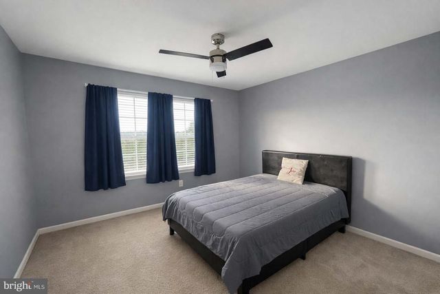 303 BUCKHEAD LN, Douglassville, PA 19518