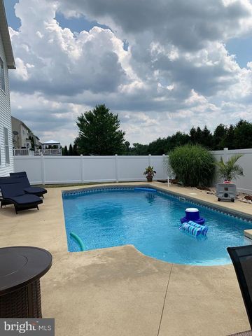 303 BUCKHEAD LN, Douglassville, PA 19518