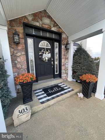 303 BUCKHEAD LN, Douglassville, PA 19518