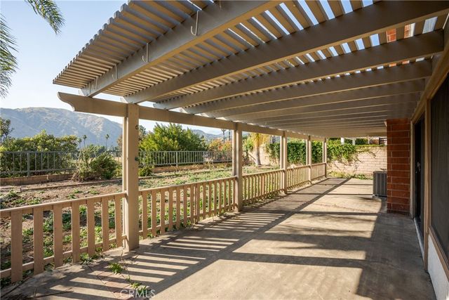 6141 Birdie, La Verne, CA 91750