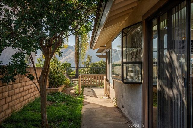 6141 Birdie, La Verne, CA 91750