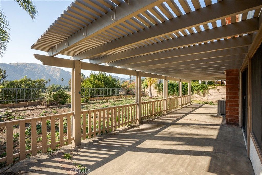 Image 34 of property listing at 6141 Birdie, La Verne, CA 91750
