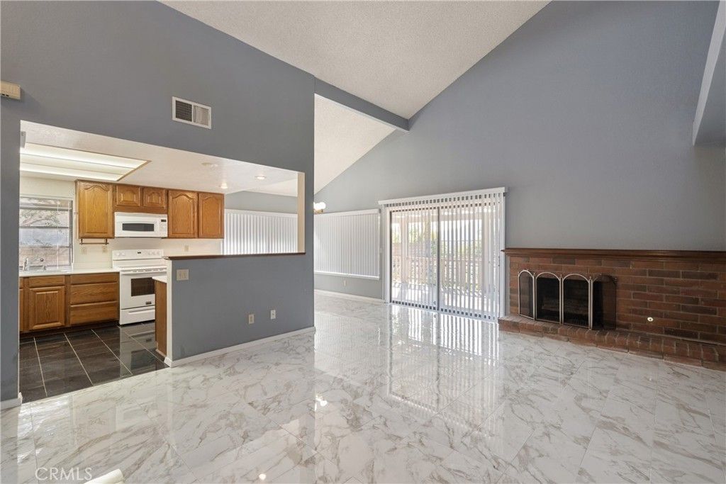 Image 4 of property listing at 6141 Birdie, La Verne, CA 91750