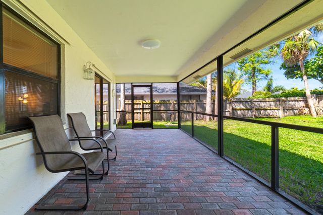 803 Silverbell Lane, Wellington, FL 33414