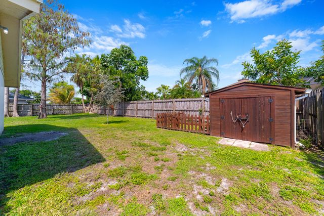 803 Silverbell Lane, Wellington, FL 33414