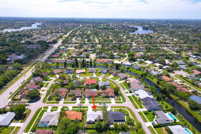 803 Silverbell Lane, Wellington, FL 33414