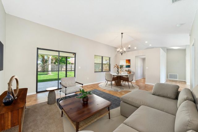 803 Silverbell Lane, Wellington, FL 33414