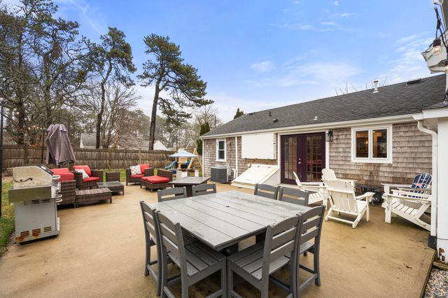 2 Taylor Road, South Yarmouth, MA 02664