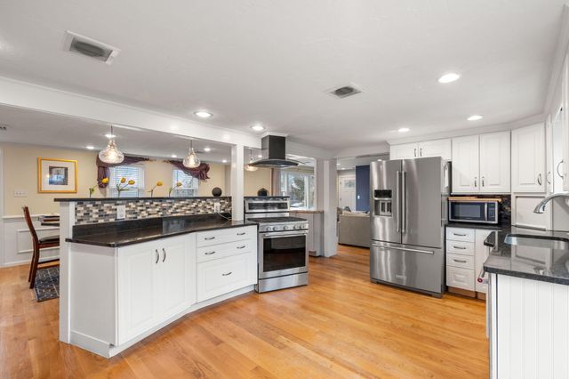 2 Taylor Road, South Yarmouth, MA 02664