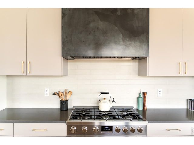 16103 W 14th Ave, Golden, CO 80401