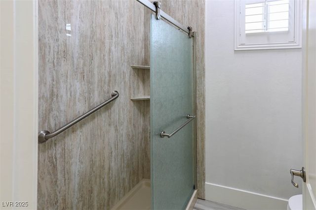 271 East Shelbourne Avenue, Las Vegas, NV 89123