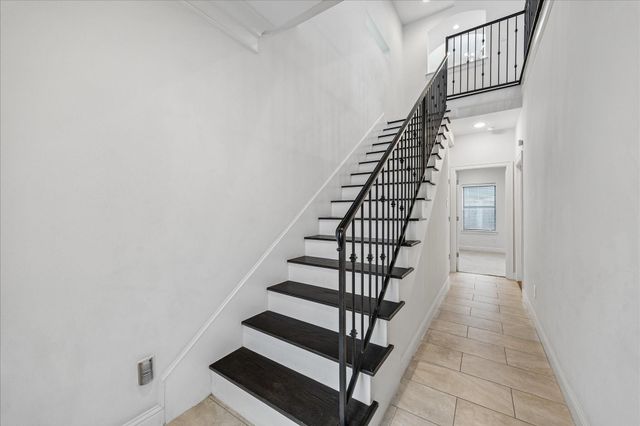 734 W 20th Street A, Houston, TX 77008