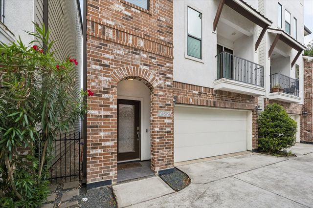 734 W 20th Street A, Houston, TX 77008