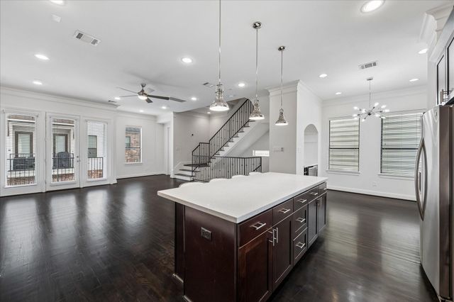 734 W 20th Street A, Houston, TX 77008