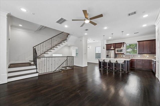 734 W 20th Street A, Houston, TX 77008