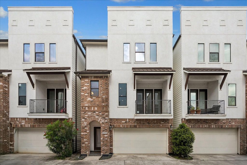 734 W 20th Street A, Houston, TX 77008