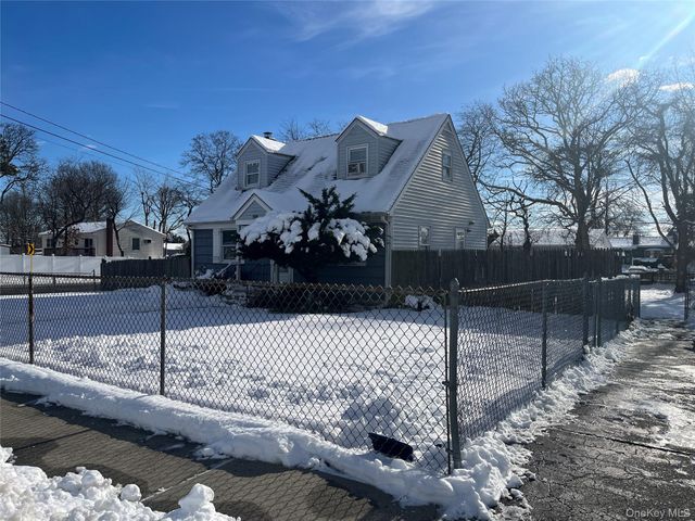 466 44th Street, Copiague, NY 11757