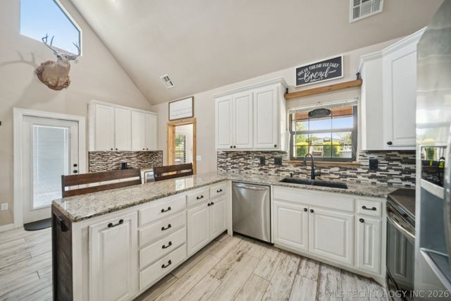 12225 N 194th East Avenue, Collinsville, OK 74021