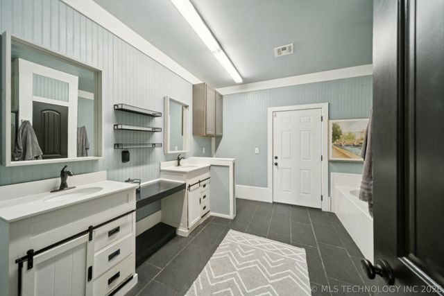 12225 N 194th East Avenue, Collinsville, OK 74021