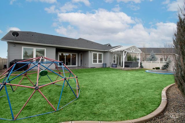 3070 W Tubac Dr., Meridian, ID 83646