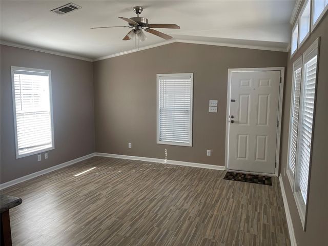 21513 W Hammond Drive, Porter, TX 77365