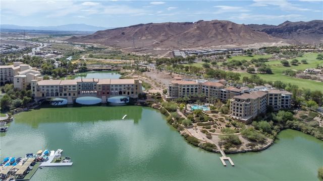 1 Rue De Chateau Place, Henderson, NV 89011