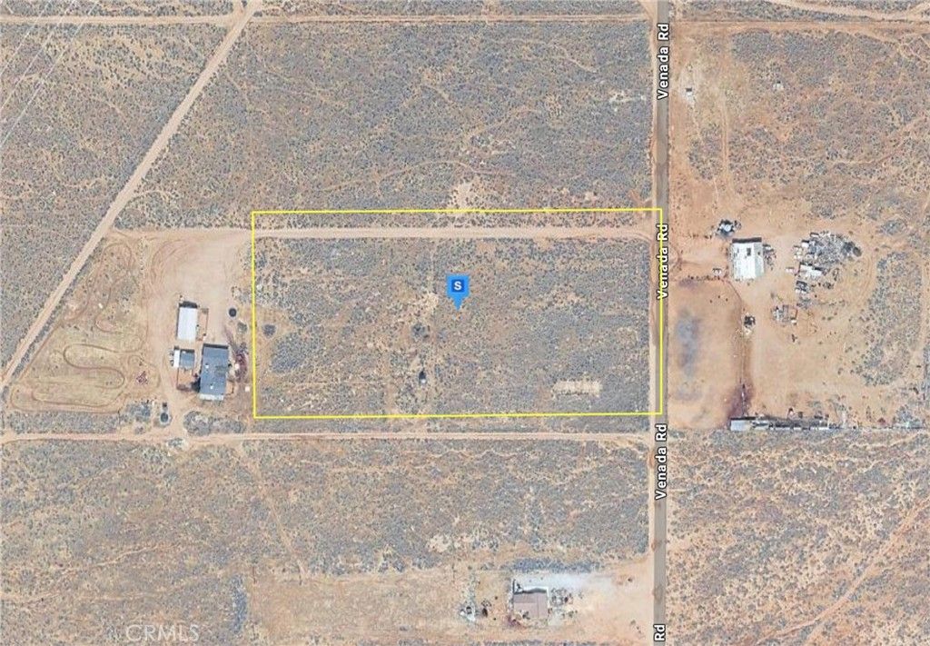 Image 1 of property listing at 13200 Venada, Lucerne Valley, CA 92356