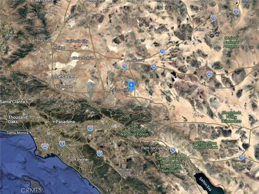 Image 4 of property listing at 13200 Venada, Lucerne Valley, CA 92356