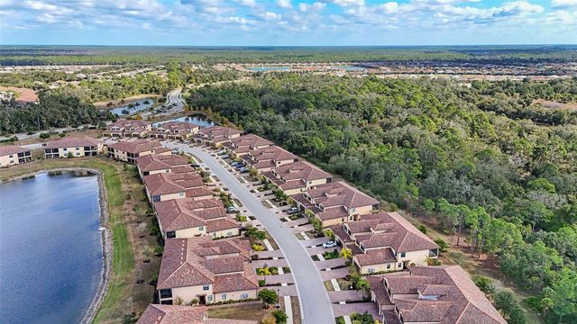 12490 GHIBERTI CIRCLE 201, Venice, FL 34293