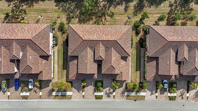 12490 GHIBERTI CIRCLE 201, Venice, FL 34293