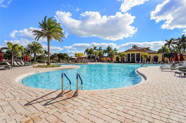12490 GHIBERTI CIRCLE 201, Venice, FL 34293
