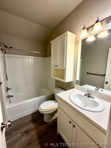 780 E 139th Place, Glenpool, OK 74033