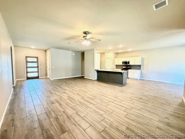 780 E 139th Place, Glenpool, OK 74033