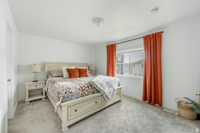149 E PARADE AVE, Saratoga Springs, UT 84045