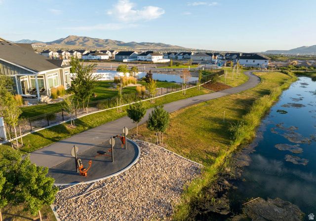 149 E PARADE AVE, Saratoga Springs, UT 84045