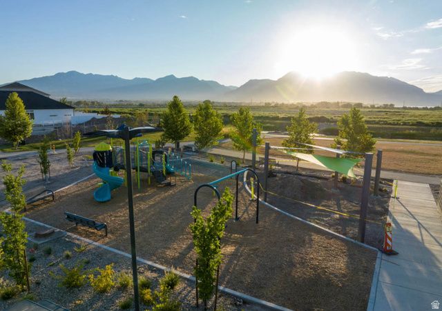 149 E PARADE AVE, Saratoga Springs, UT 84045